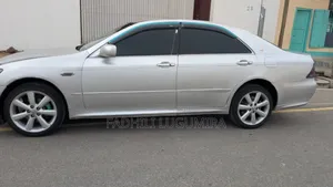 Toyota Crown 2003 Silver