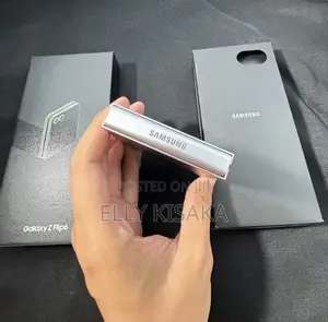 New Samsung Galaxy Z Flip6 256 GB Silver