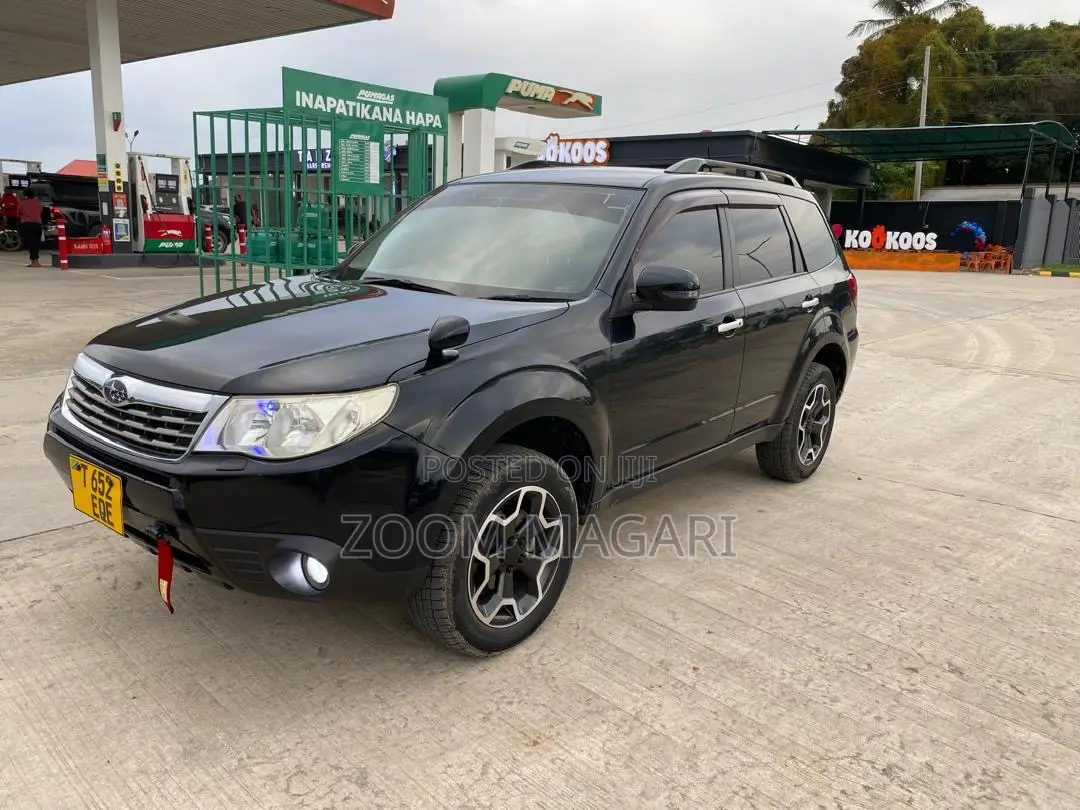 Subaru Forester 2011 Black