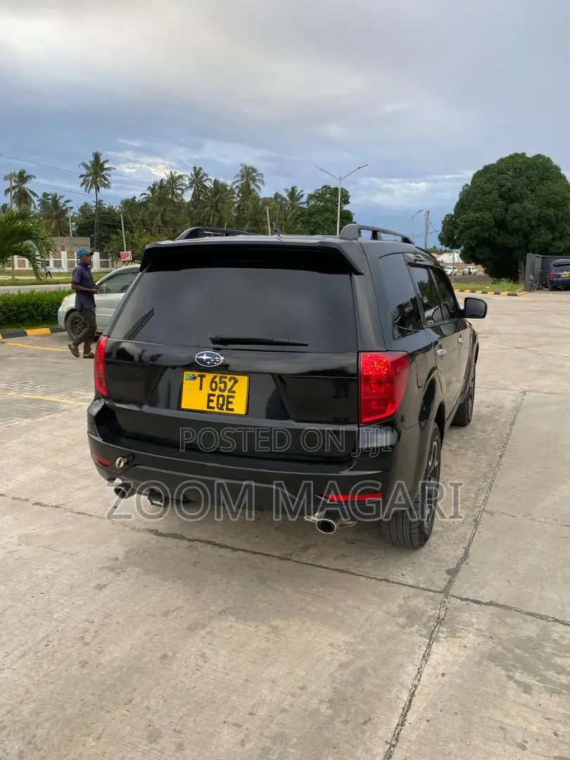 Subaru Forester 2011 Black