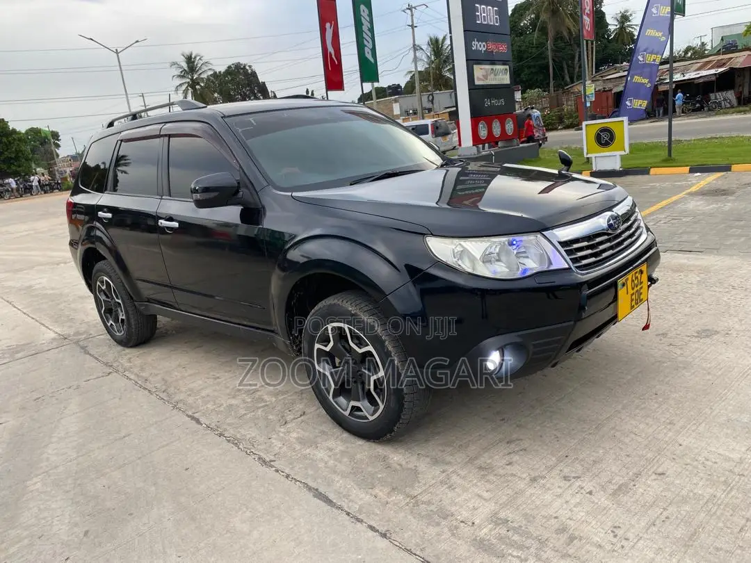 Subaru Forester 2011 Black