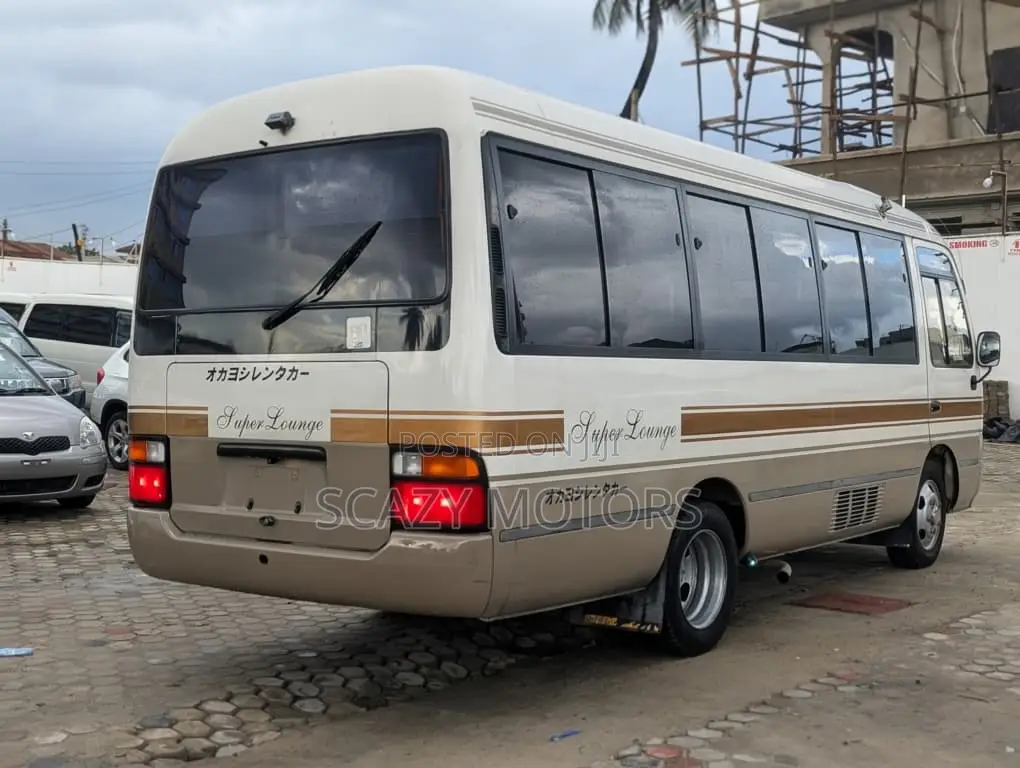 Toyota Coaster 2003