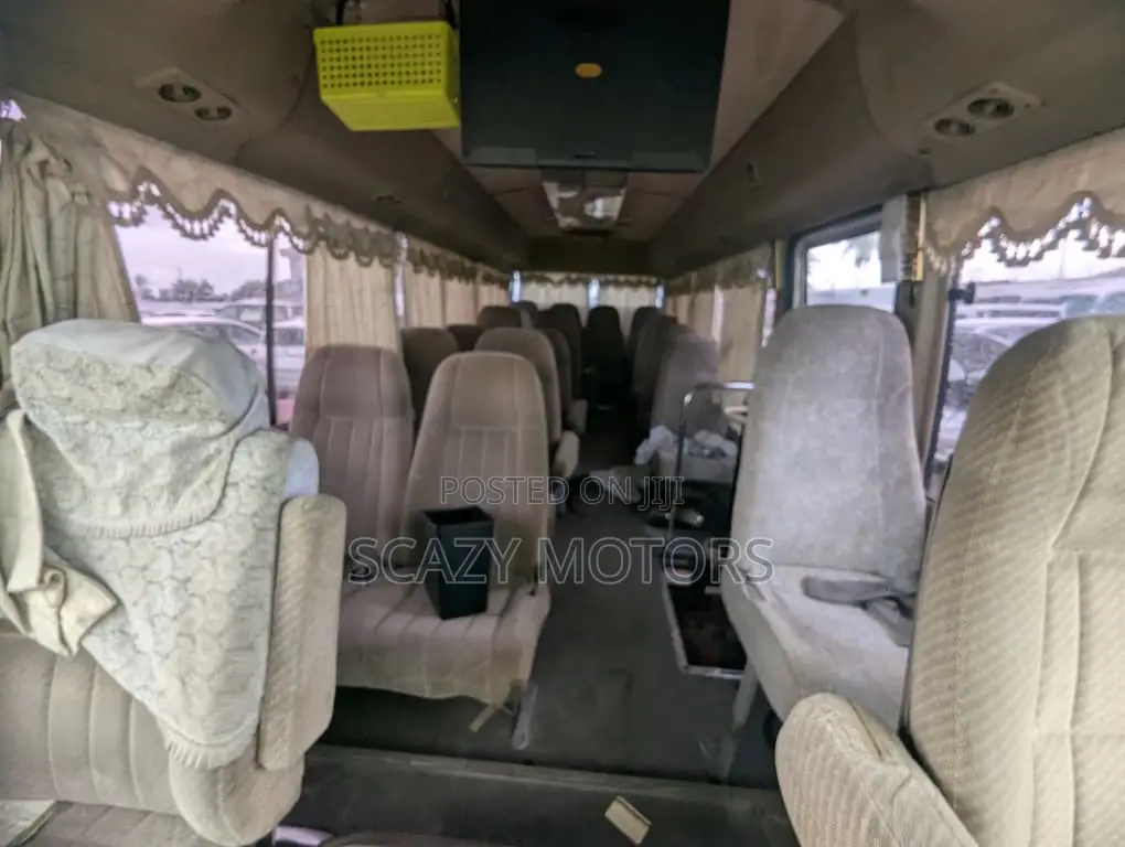 Toyota Coaster 2003