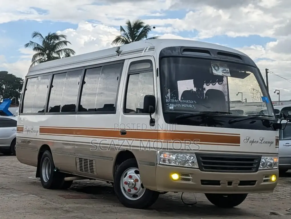 Toyota Coaster 2003