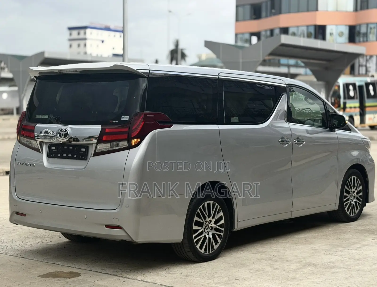 Toyota Alphard 2017 Silver