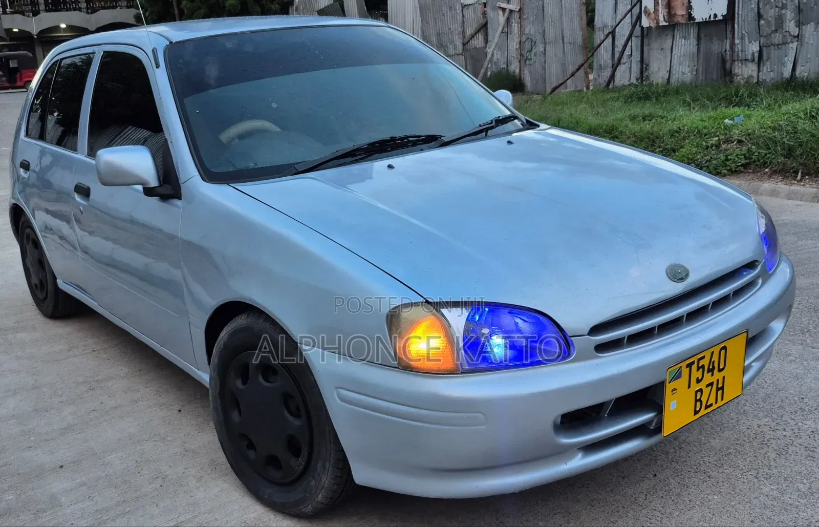 Toyota Starlet 2003 Silver