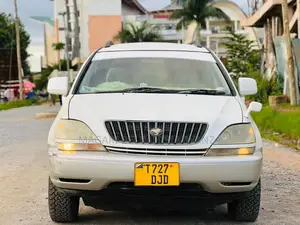 Toyota Harrier 2.4 4WD 2004 White