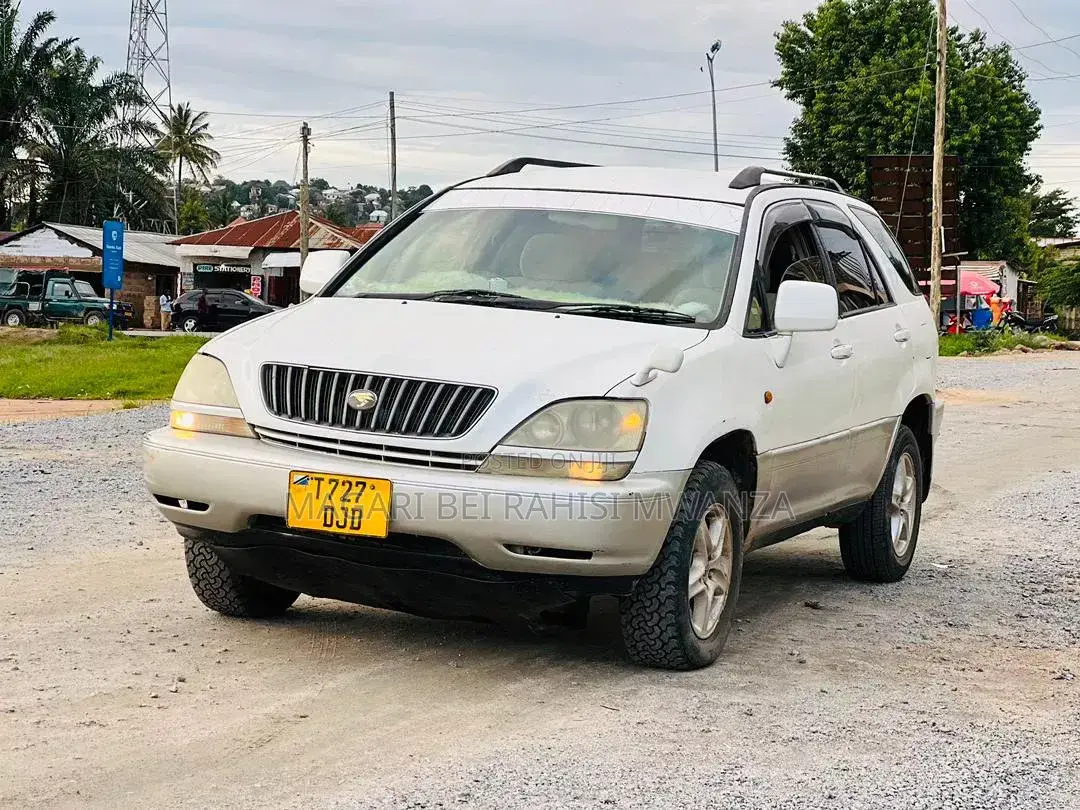 Toyota Harrier 2.4 4WD 2004 White