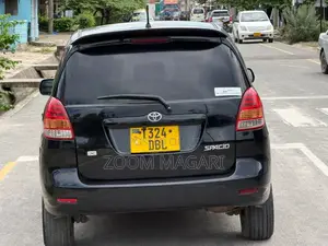 Toyota Corolla Spacio 2005 Black