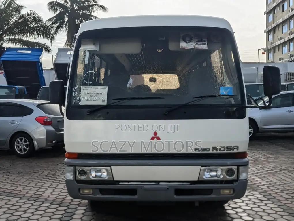 Mitsubishi Fuso Rosa 1998