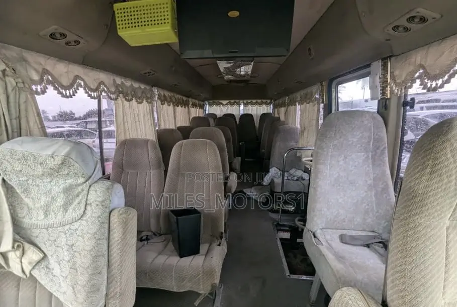 Toyota Coaster 2003 Beige