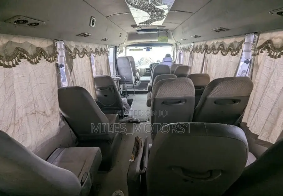 Toyota Coaster 2003 Beige