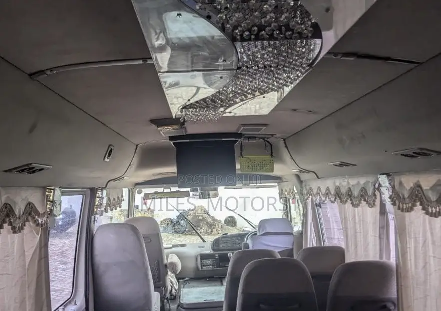 Toyota Coaster 2003 Beige