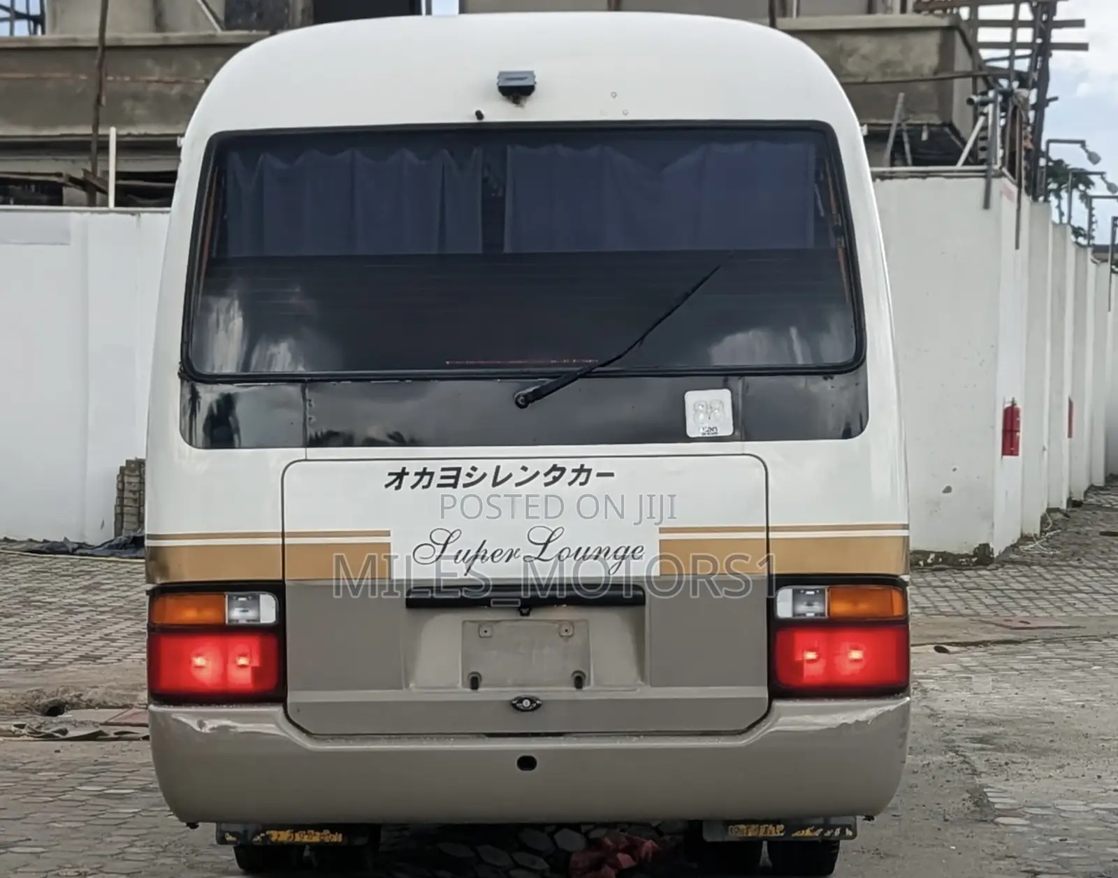 Toyota Coaster 2003 Beige