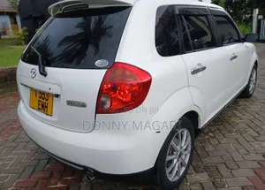Mazda Verisa 2011 White