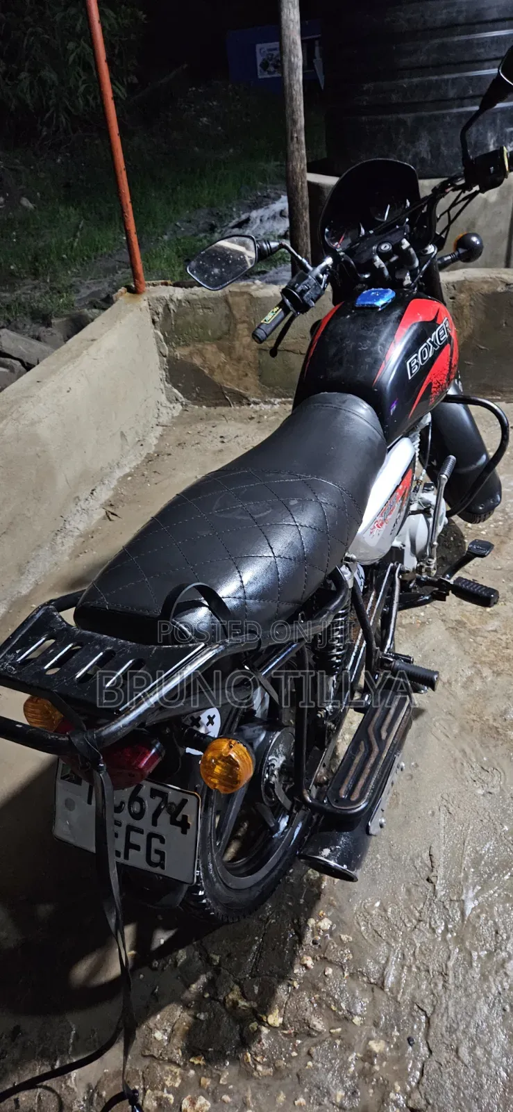 Bajaj Boxer X125 2021 Red