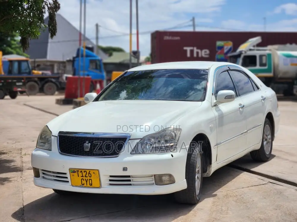 Toyota Crown 2003 Pearl