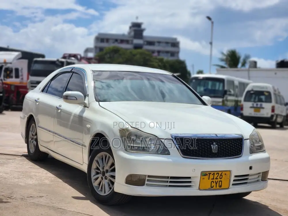 Toyota Crown 2003 Pearl
