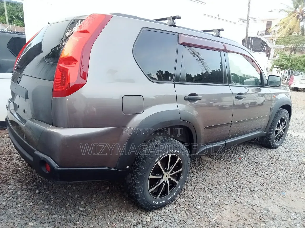Nissan X-Trail 2009 Brown