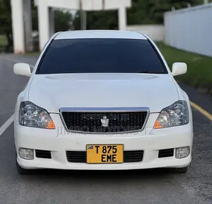 Toyota Crown 2007 White