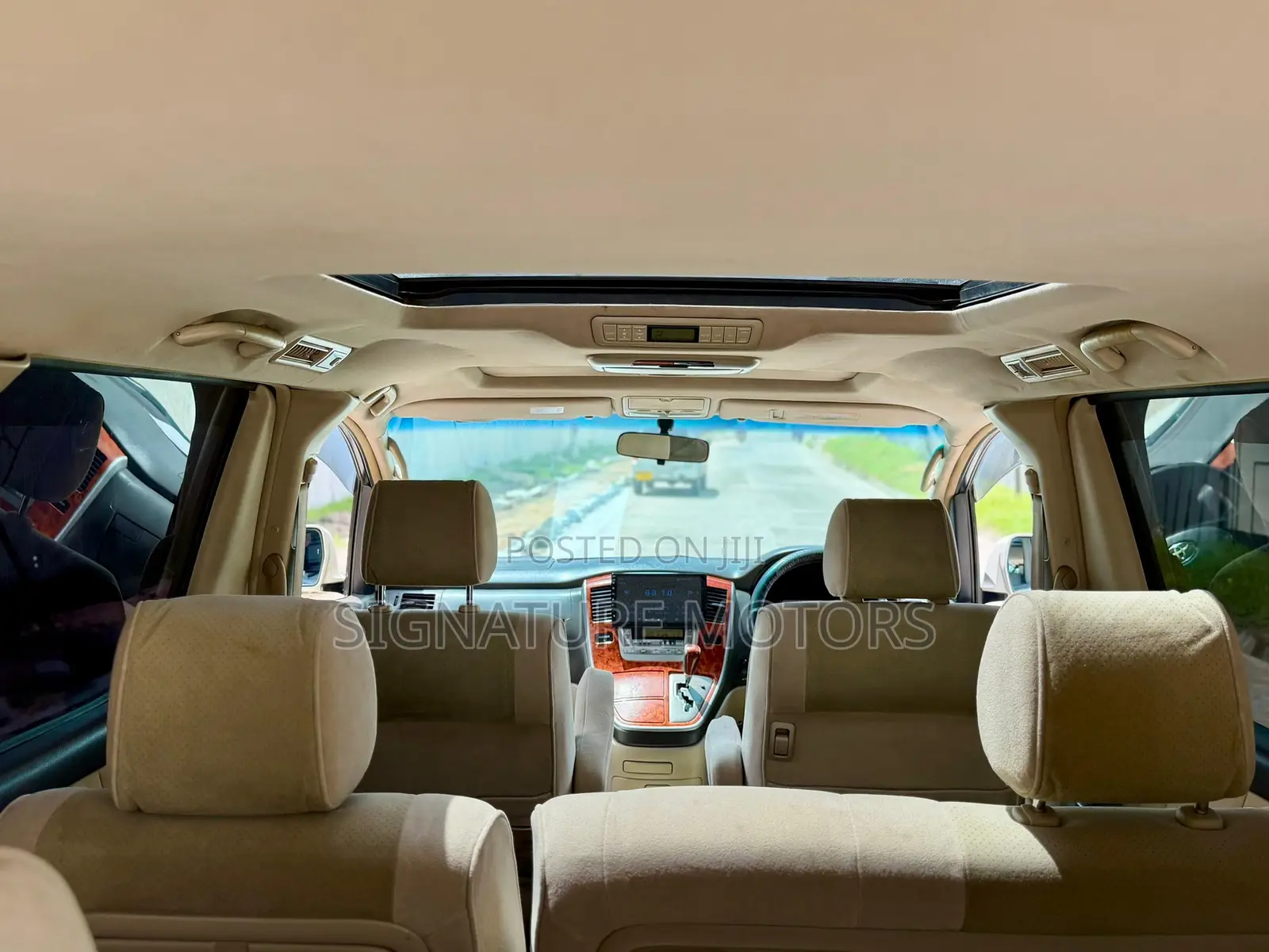 Toyota Alphard 2.4 Petrol FWD 2007 White