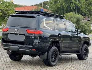 Toyota Land Cruiser 2024 Matt Black