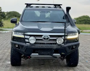 Toyota Land Cruiser 2024 Matt Black