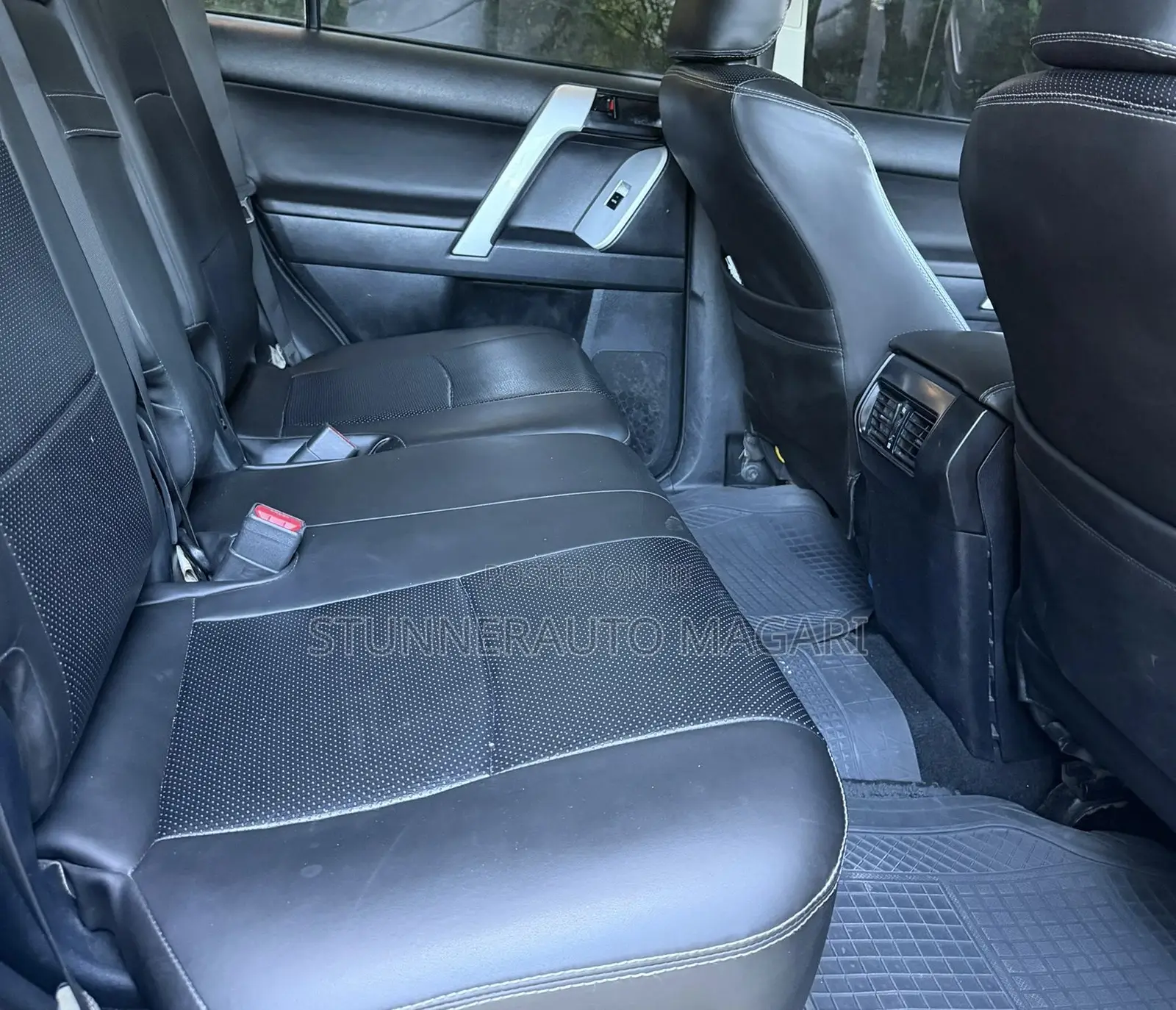 Toyota Land Cruiser Prado 2018 Gray