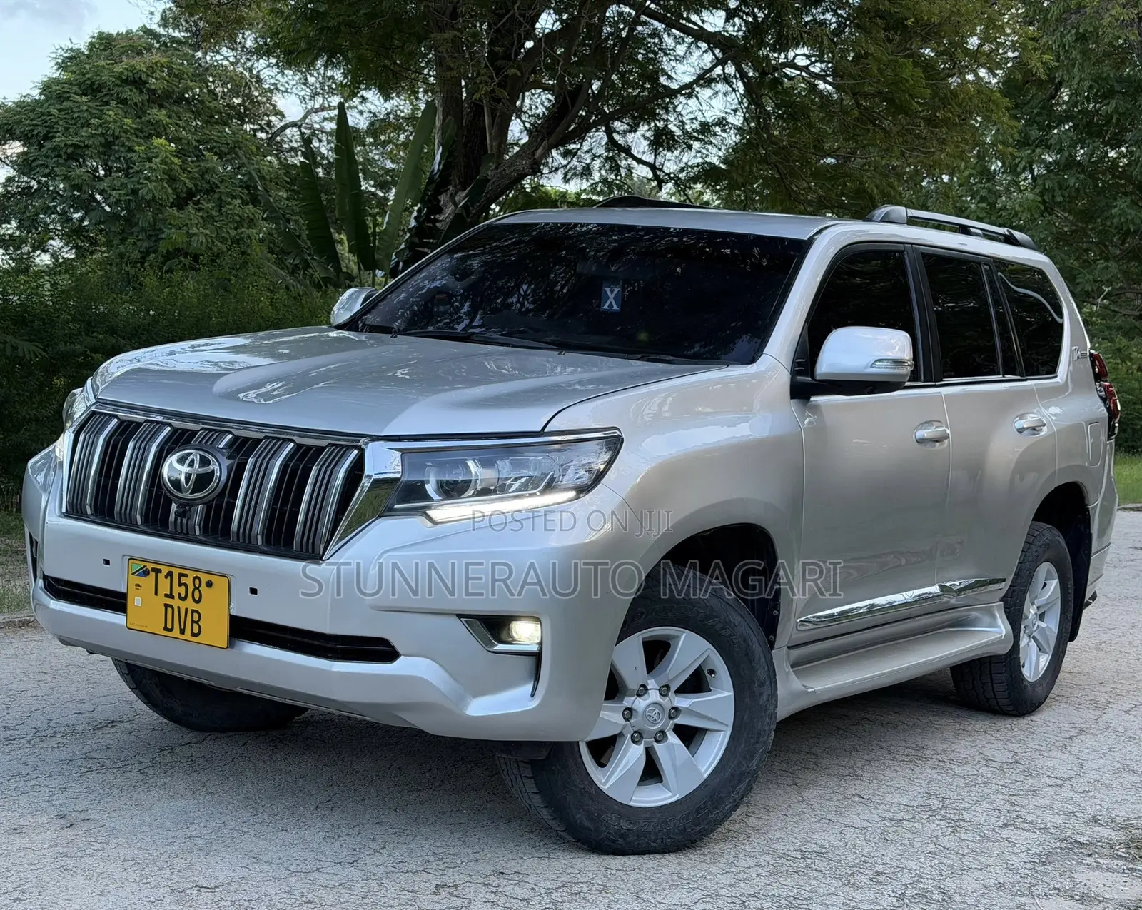 Toyota Land Cruiser Prado 2018 Gray