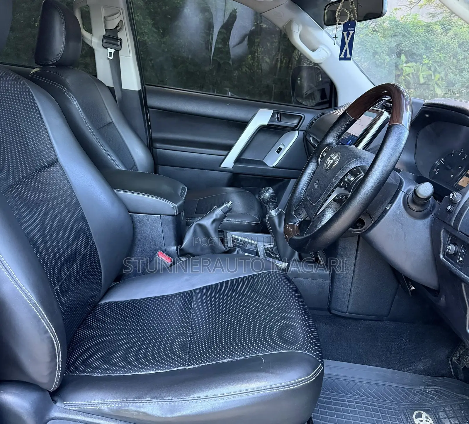 Toyota Land Cruiser Prado 2018 Gray