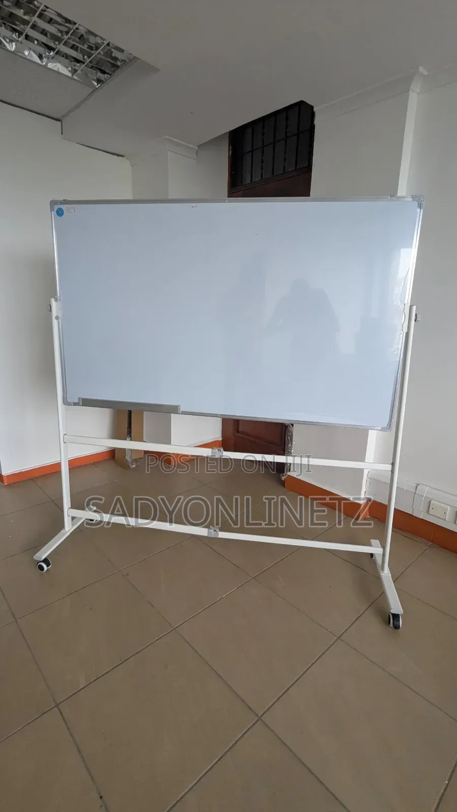 Whiteboards 90×120cm With Stand