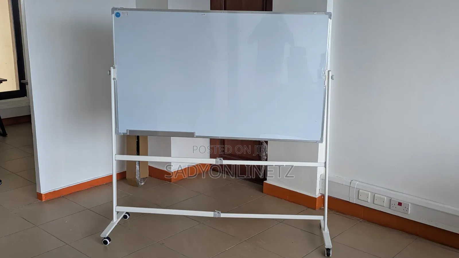 Whiteboards 90×120cm With Stand