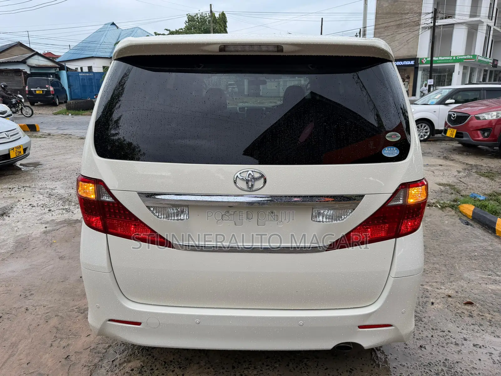 Toyota Alphard 2010 Pearl