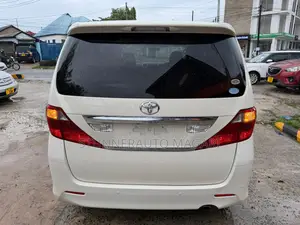 Toyota Alphard 2010 Pearl