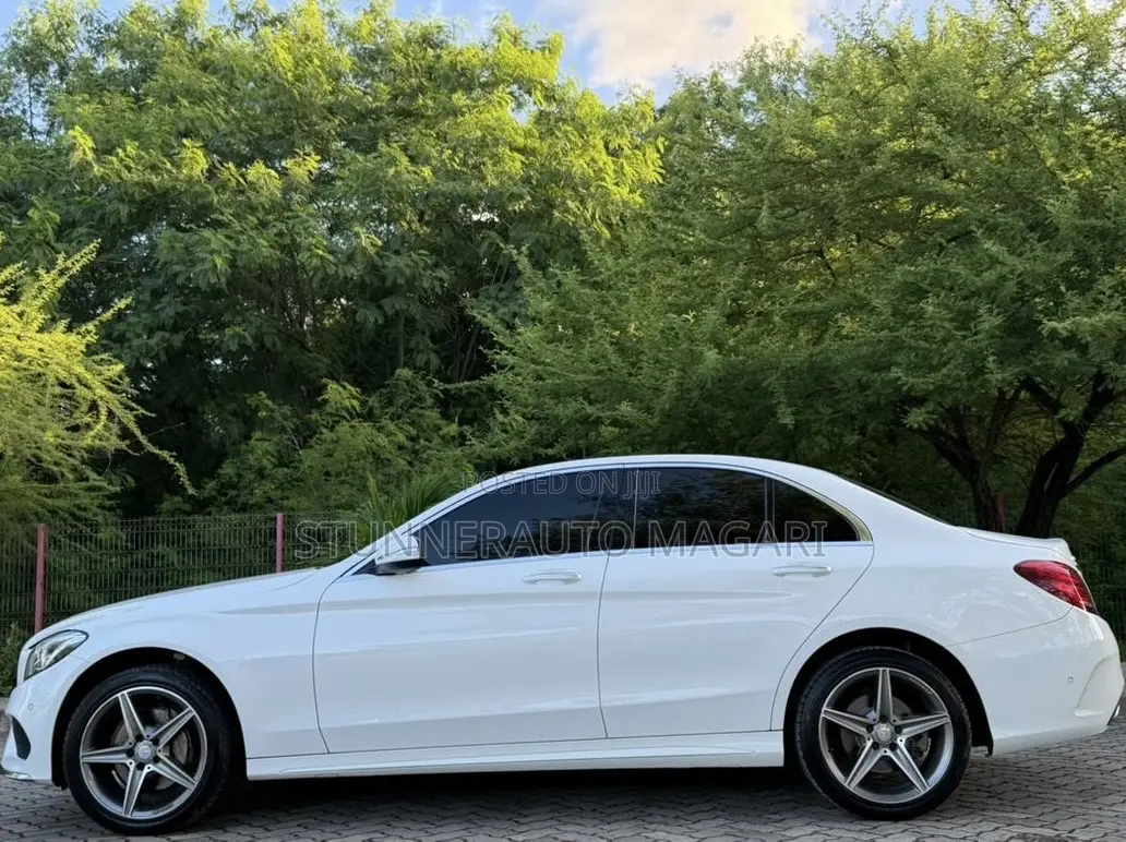 Mercedes-Benz C-Class 2014 Pearl