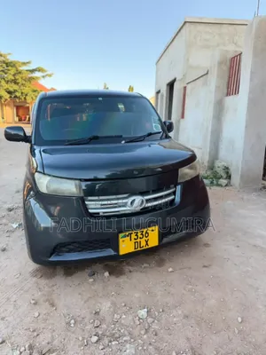 Toyota bB 2005 Blue