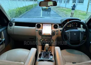 Land Rover Discovery 2014 Gray