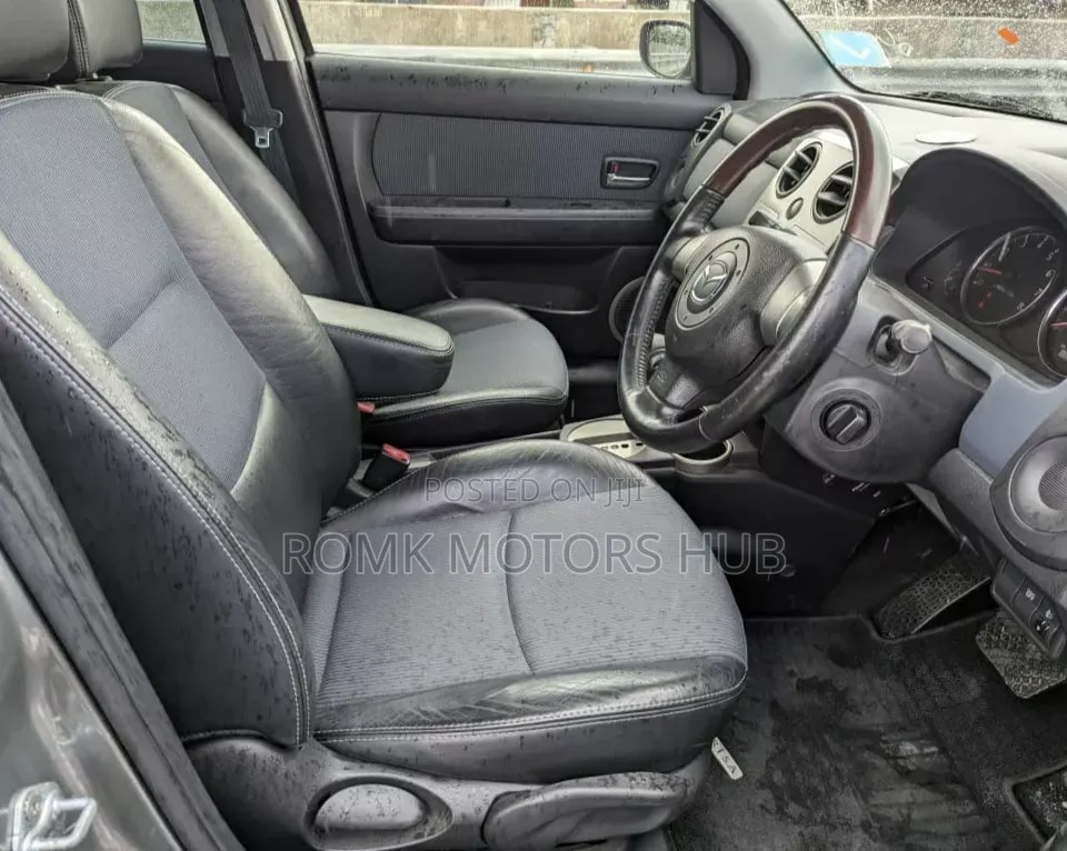 Mazda Verisa 2011 Gray