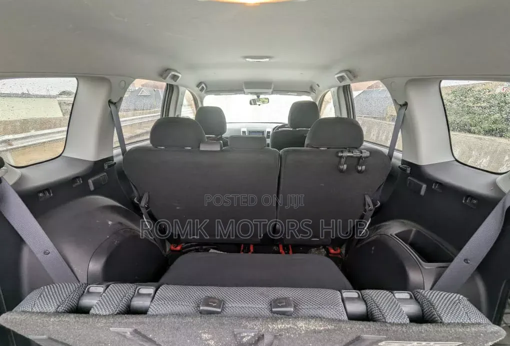 Mazda Verisa 2011 Gray