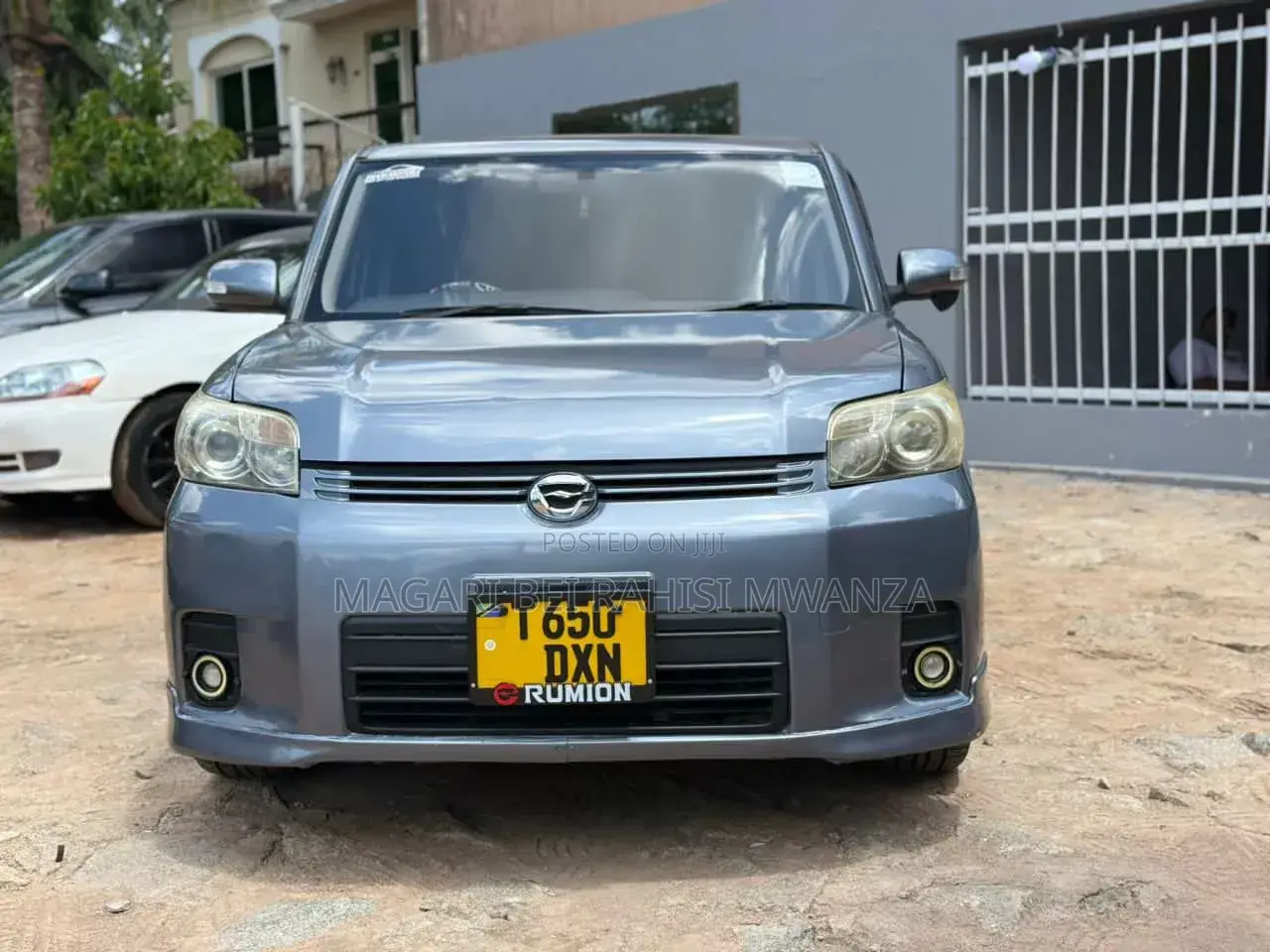 Toyota Corolla Rumion Hatchback 1.5 FWD 2014 Gray