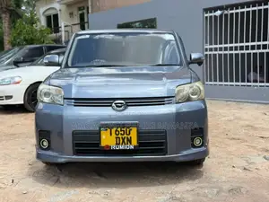 Toyota Corolla Rumion Hatchback 1.5 FWD 2014 Gray