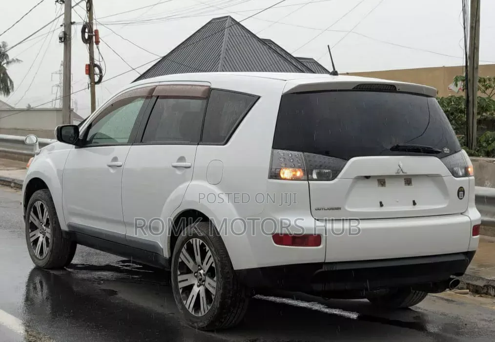 Mitsubishi Outlander 2008 White