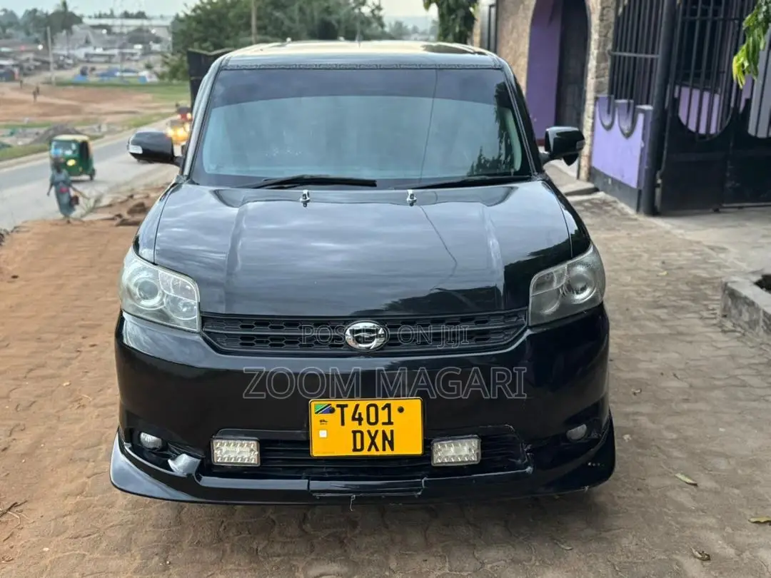 Toyota Corolla Rumion 2008 Black
