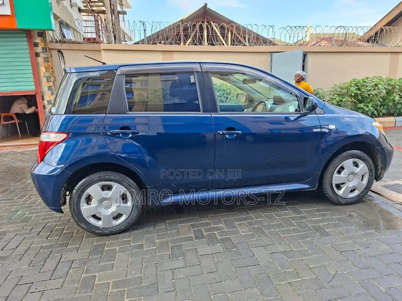 Toyota IST 2005 Blue