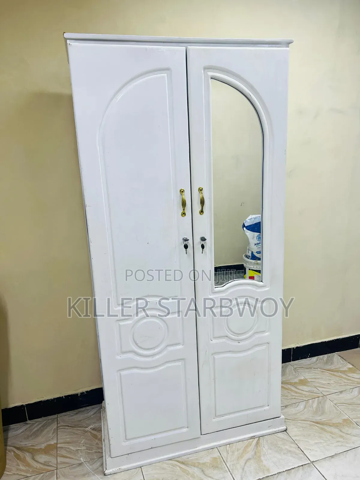 Kabati La Nguo Used