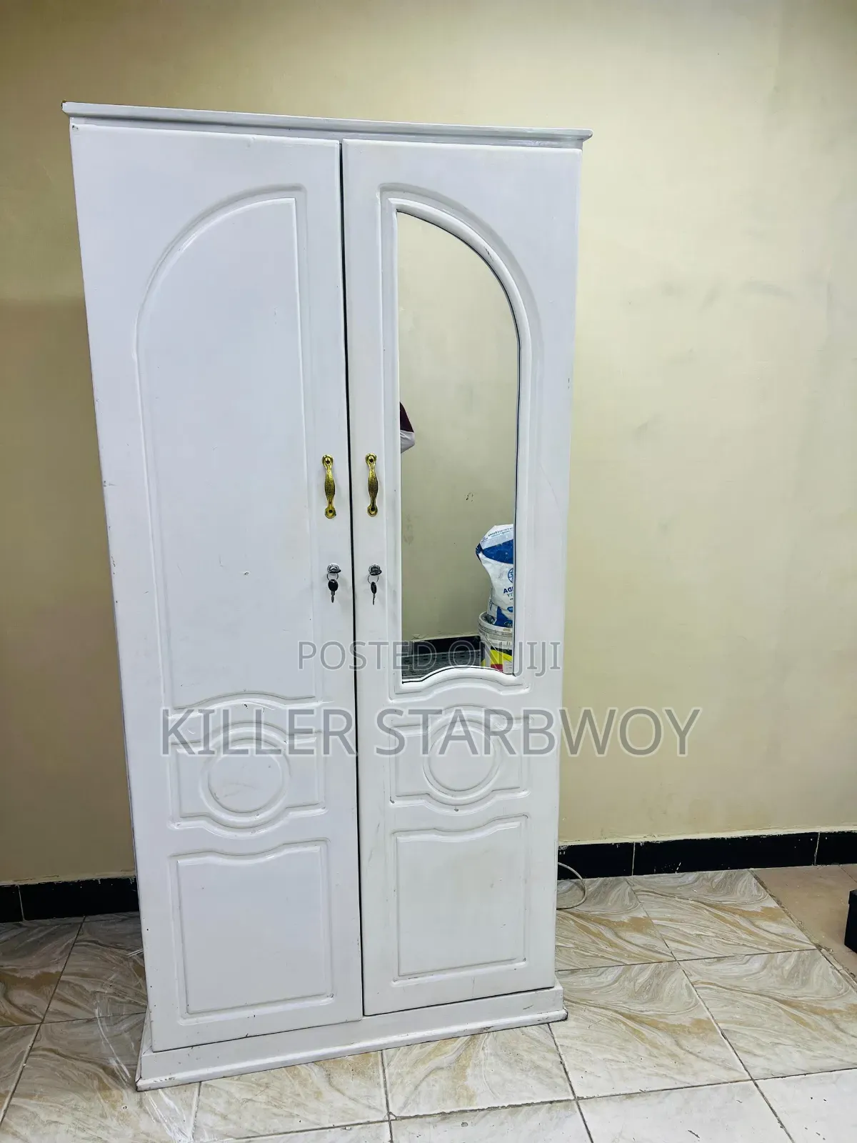 Kabati La Nguo Used