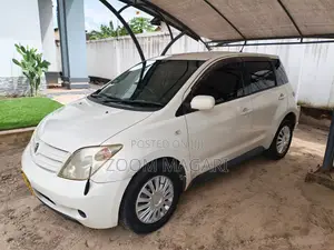 Toyota IST 2006 Pearl