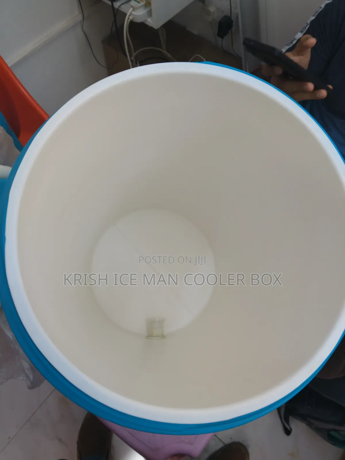 22 Litres Ice Round Cooler Krish Brand