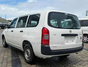 Toyota Succeed 2010 White