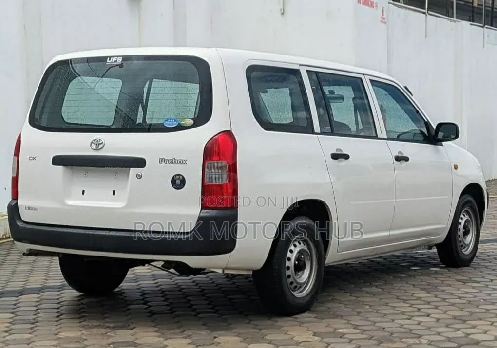 Toyota Succeed 2010 White